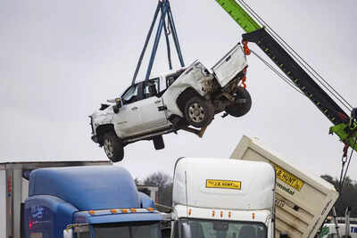 Driver in deadly Texas crash charged with manslaughter