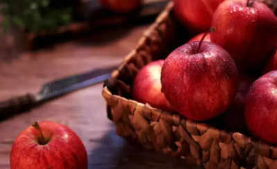 Govt bans import of Rs 50/kg apples; Iran, UAE may be hit