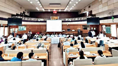 At key public hearing, citizens urge PMC to cancel riverfront project