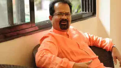 Former Mumbai mayor Vishwanath Mahadeshwar dies of cardiac arrest