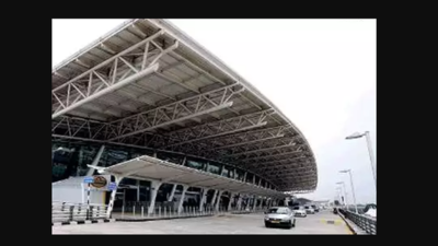 Gold worth Rs 2 crore seized at Chennai airport