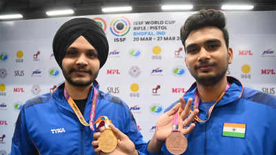 Air pistol medals up for grabs on opening day of ISSF World Cup
