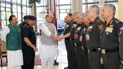 Army generals to have uniformity in their uniforms, will shed their regimental affiliations
