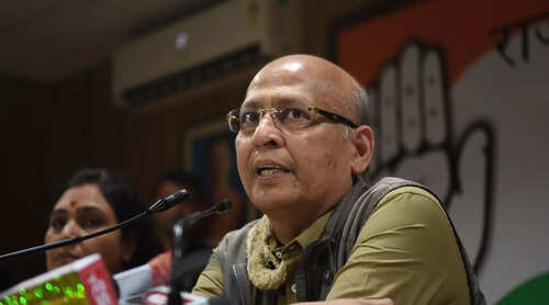 Act against PM for code breach in &lsquo;silence period&rsquo;: Congress to Election Commission