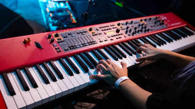 Music keyboards under 20000: Premium picks for stage performances
