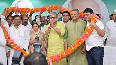 Darbhanga mayor Anjum Ara, her husband join JD(U)