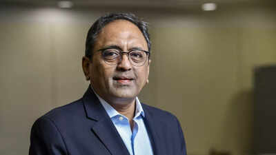 Naik hands over L&T’s reins to Subrahmanyan