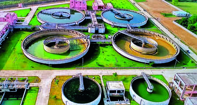 Pipeline leaks, Ganga water supply hit in a dozen sectors