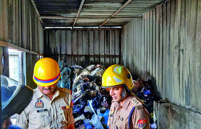 Worker (40) injured as fire breaks out in garments unit