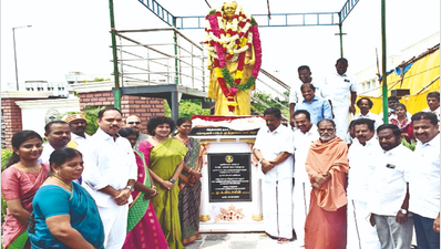 Tamil Nadu CM M K Stalin unveils statues of Muthulakshmi Reddy, Moovalur Ramamirtham Ammaiyar