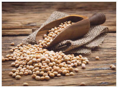 Govt waives duty and agri cess on crude soya bean, sunflower oil imports under tariff rate quota till June 30