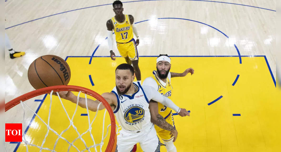 western-conference-semifinal-golden-state-warriors-win-to-cut-la-lakers-lead-to-3-2-or-nba-news-times-of-india