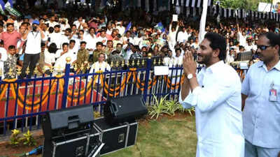 Andhra Pradesh CM extends support to talented sportsmen