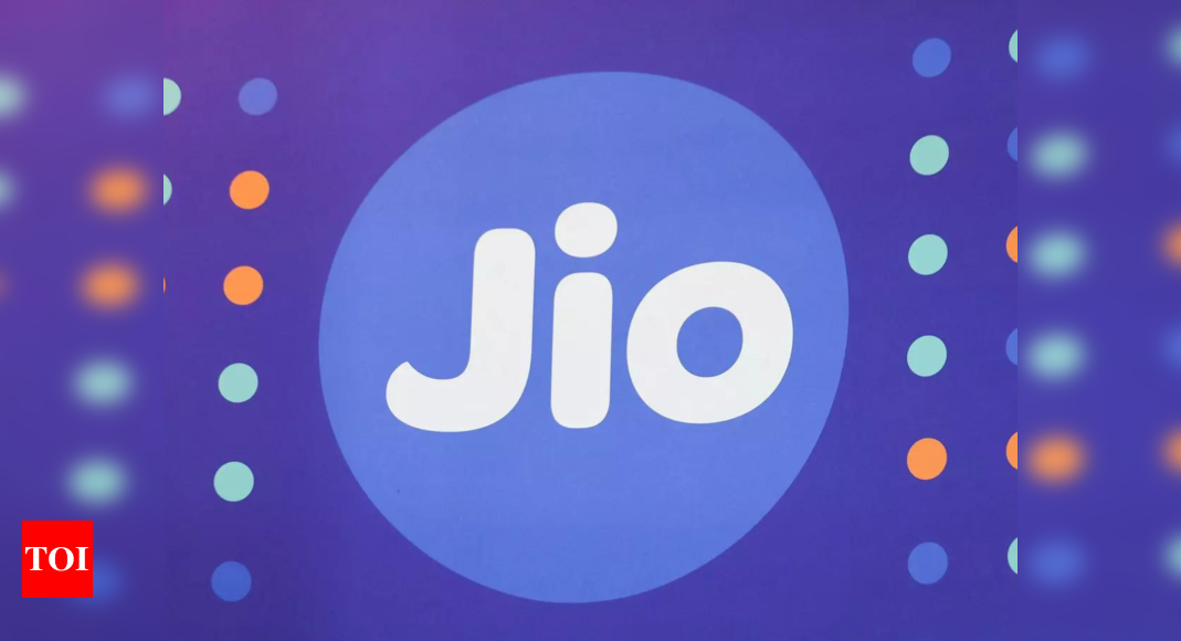 Jio: Reliance Jio mobile subscribers up in February, Airtel close second: TRAI – Times of India
