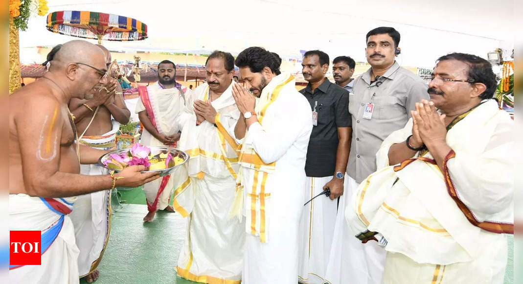 Andhra Pradesh CM YS Jagan Mohan Reddy Participates In Raja Syamala ...