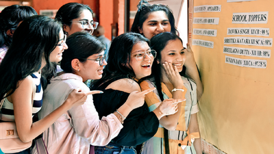 Hyderabad schools Cheer 100% Success, Navodayas On Cloud 9