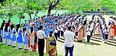 Survey: Teacher shortage in 50% schools near slums