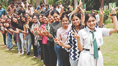 City girl Panvi Kr scores 99.4% as Ranchi outperforms other dists