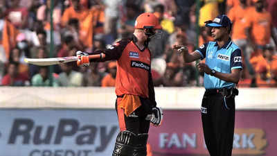 SRH vs LSG: Unruly Sunrisers Hyderabad fans halt proceedings after 'umpiring howler'