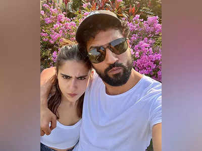 Vicky Kaushal and Sara Ali Khan arouse interest of fans with goofy selfies