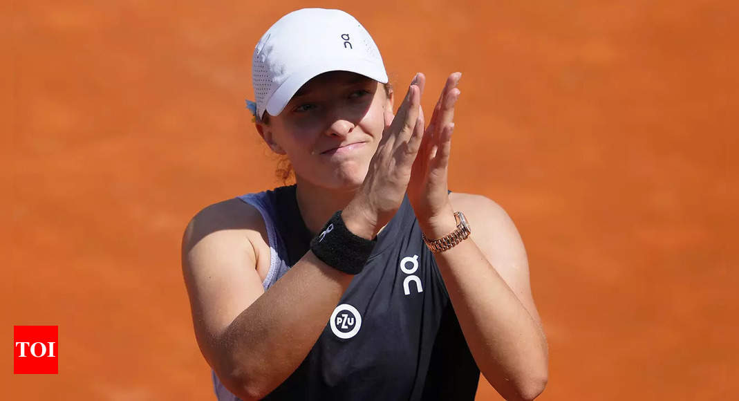 Swiatek sweeps into Italian Open last 16, Medvedev triumphs | Tennis News – Times of India