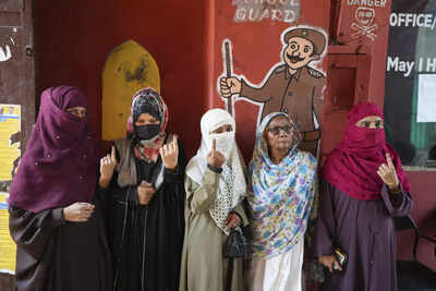 After man bags Suar assembly seat, wife wins Uttar Pradesh local body poll