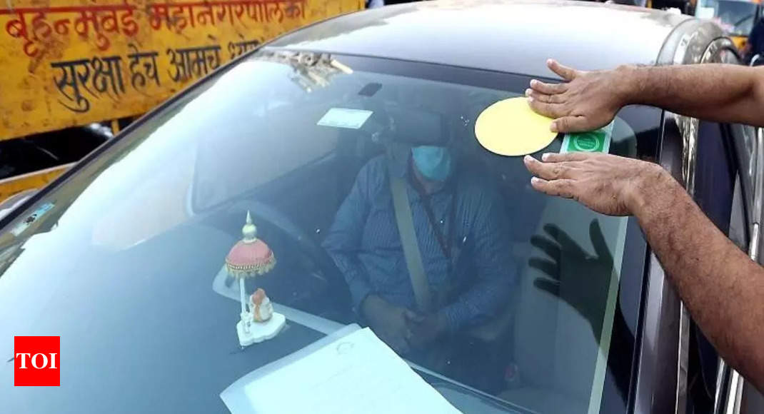 Finest glass cleaners for your car's windscreen and window - Times of India