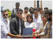 
Nikhil Siddhartha launches 'Spy' teaser near Netaji's statue at India Gate
