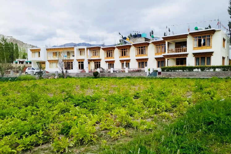 Gangba Homestay