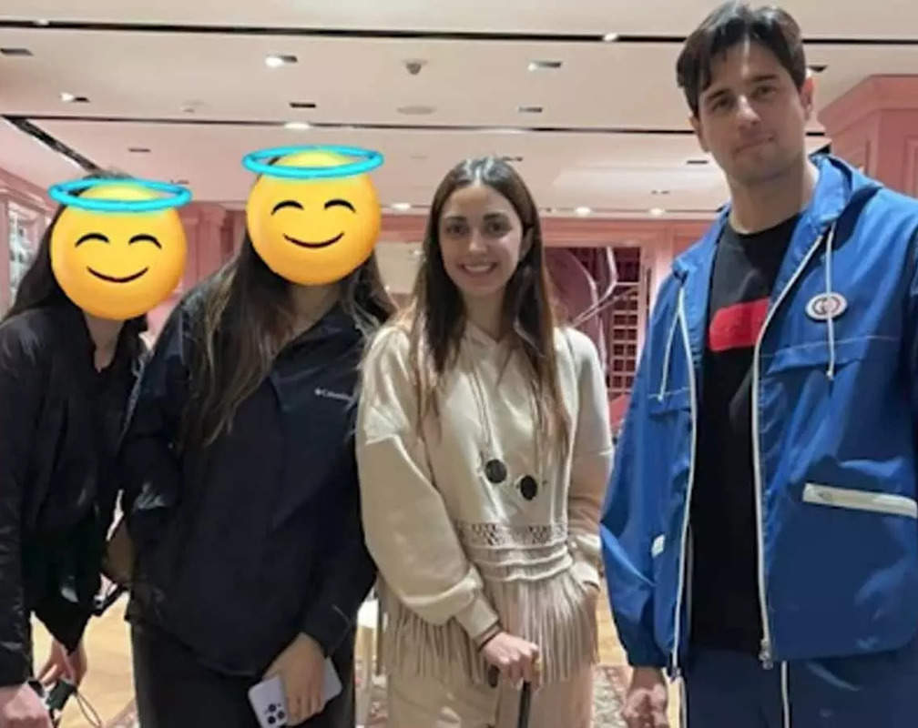 
Kiara Advani and Sidharth Malhotra pose with fans in Japan; netizens call them a 'Royal couple'
