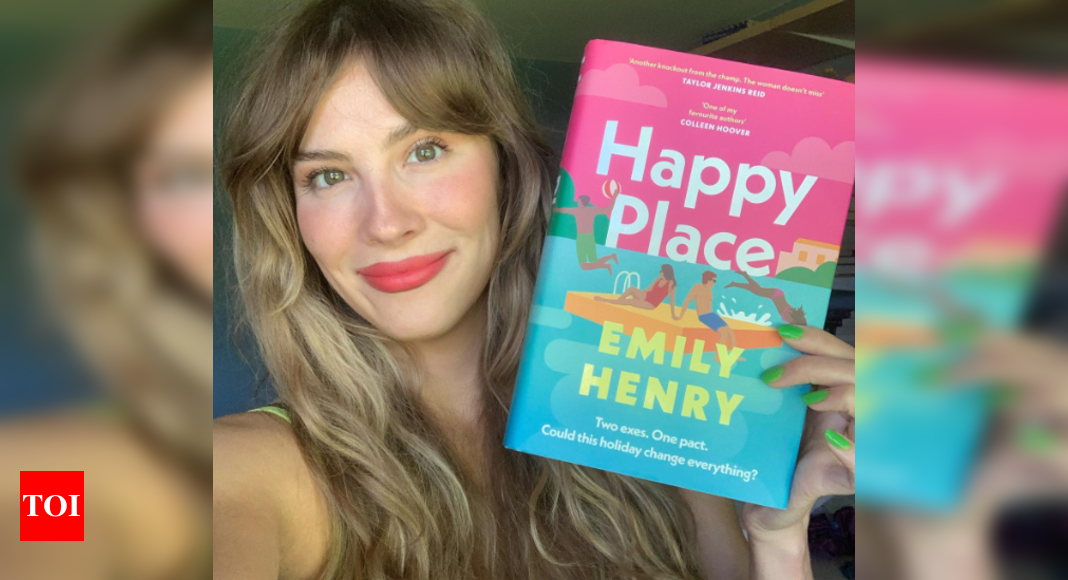 Emily Henry Collection 4 Books Set Happy Place, Book Lovers, Beach Read NEW