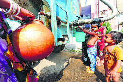 Pvt tankers make a killing in water-hit city pockets