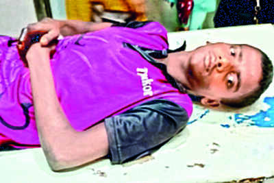 Croc attacks teen fishing in Dhadhar river