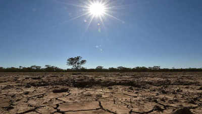 Flirting with climate danger: UN forecasts 2 in 3 chance of briefly hitting key heat limit soon