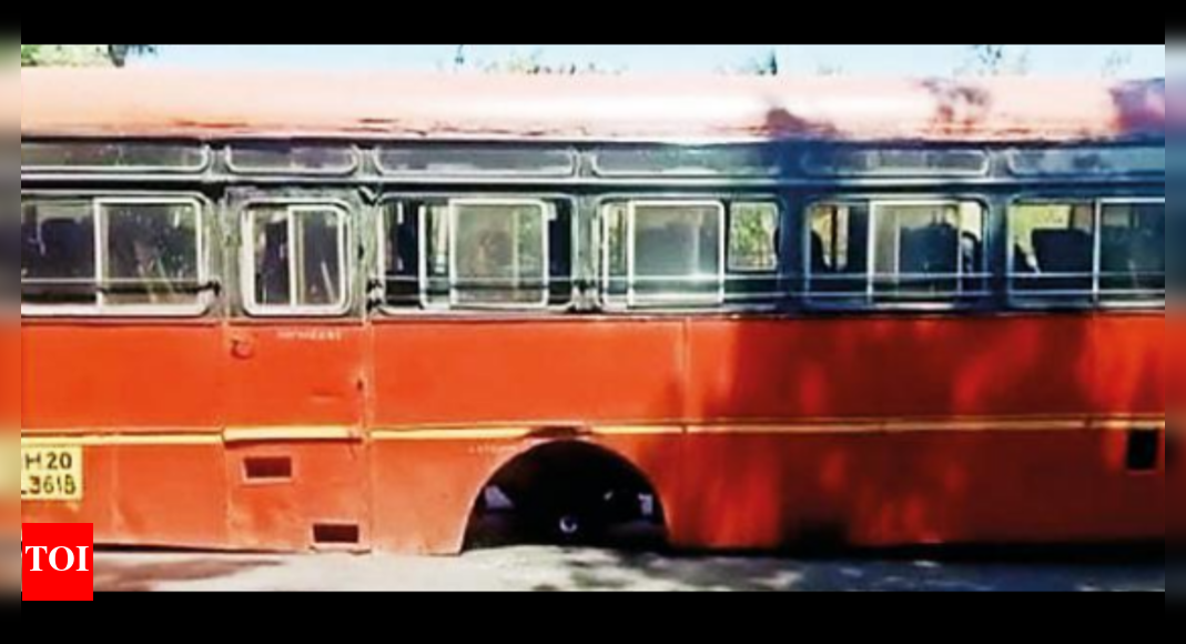 Bus wheels come off, driver averts accident Pune News Times of India