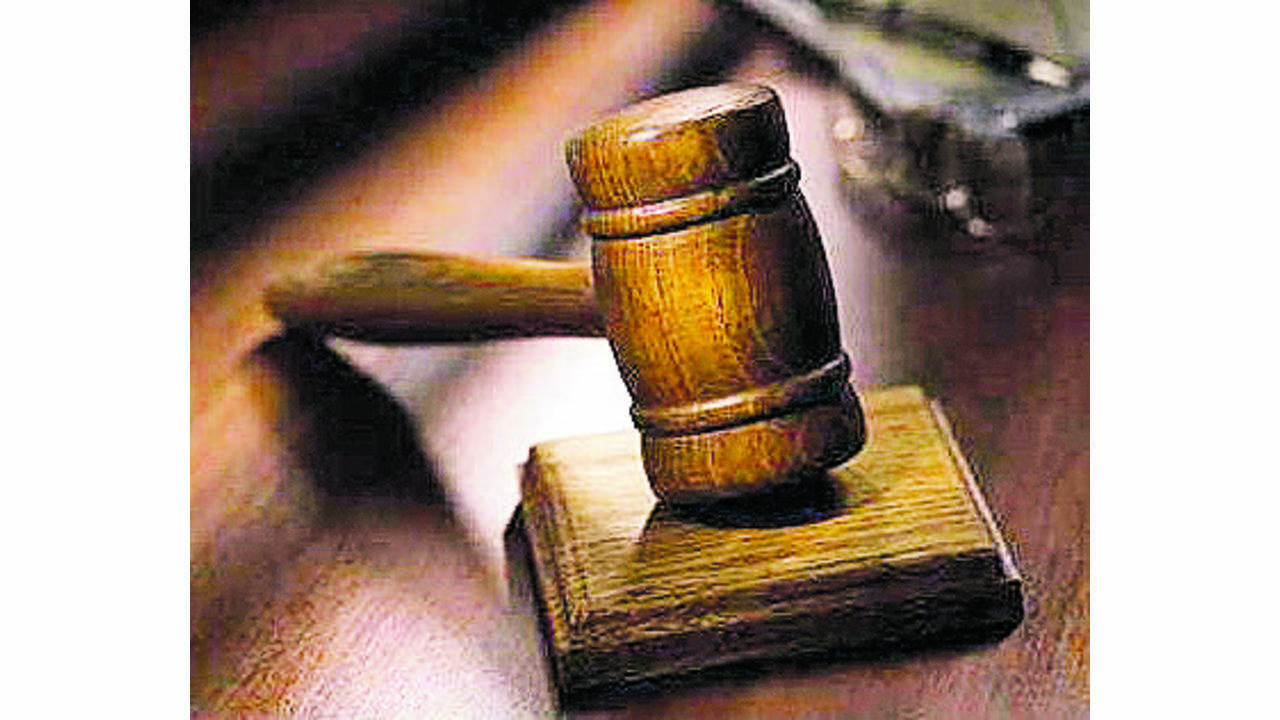 Anand Barate Hc Stays Order Of Replacing Bonded Med Officers With