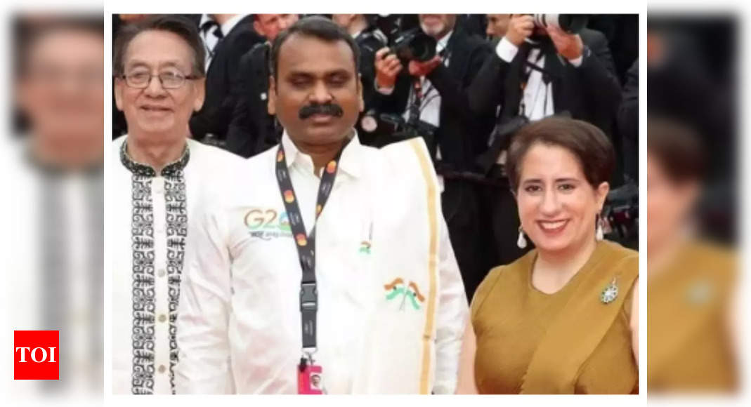 Cannes 2023: Guneet Monga graces the red carpet in a brown saree, says it makes her heart ‘swell with pride’ to see ‘Indian cinema being cherished’ | Hindi Movie News