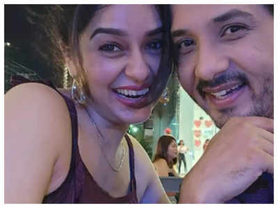 Sukhada Khandkekar drops love-struck pics with husband Abhijeet Khandkekar from Thailand trip; says, 'High on company'