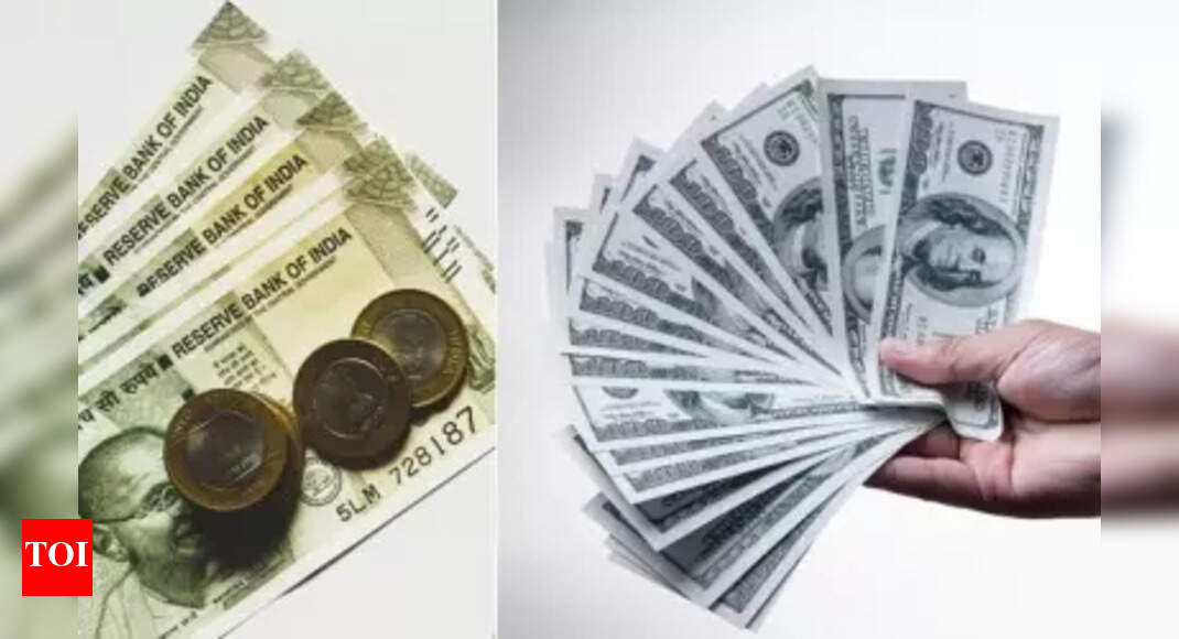 Fed: Rupee posts worst week in 9 on dollar surge, hawkish Fed – Times of India