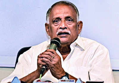 Ex-min pitches for Hariprasad as home minister