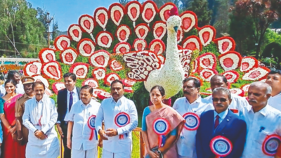 Five-day flower show begins at Ooty botanical garden