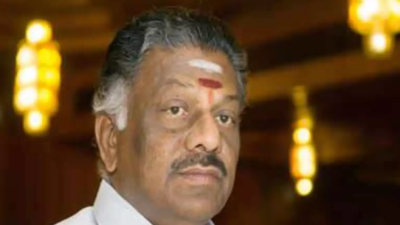 AIADMK accuses O Panneerselvam of committing forgery; complains to DGP