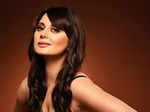 Minissha Lamba steams up the cyberspace with her bewitching pictures