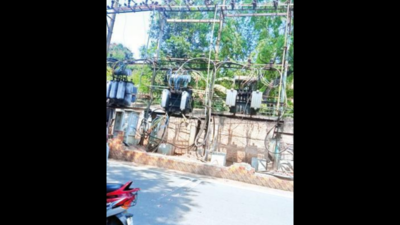 Tondiarpet locals irked as transformers lined up without any safety