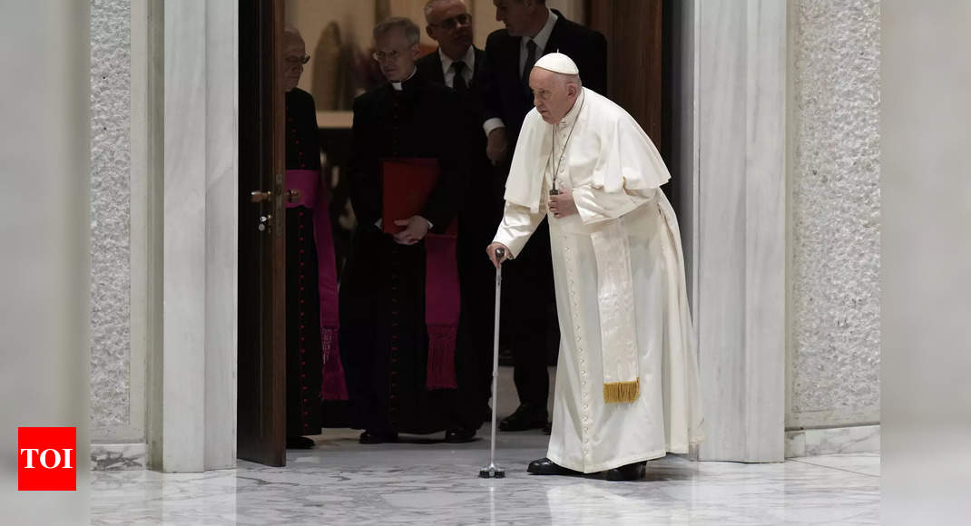 Pope calls for rival Sudanese parties to lay down arms – Times of India