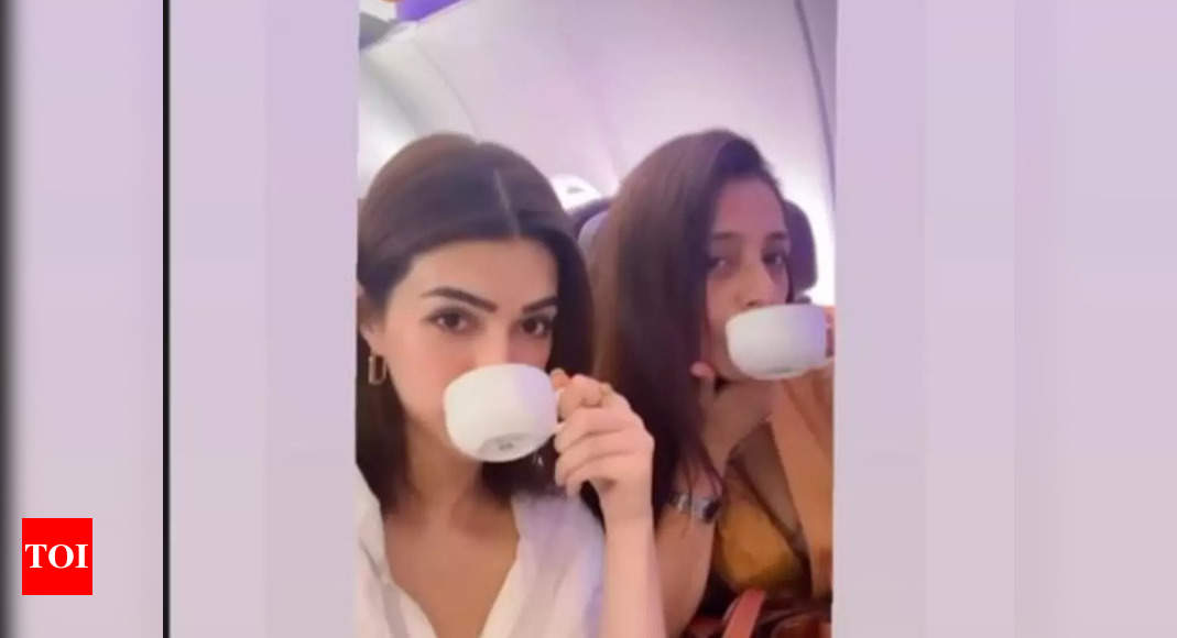 Kriti Sanon and Tabu fly to Goa for ‘The Crew’ shoot, bond over chai and miss Kareena Kapoor Khan – Pics inside | Hindi Movie News