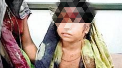 Gujarat man fights leopard barehanded to save daughters from jaws of death