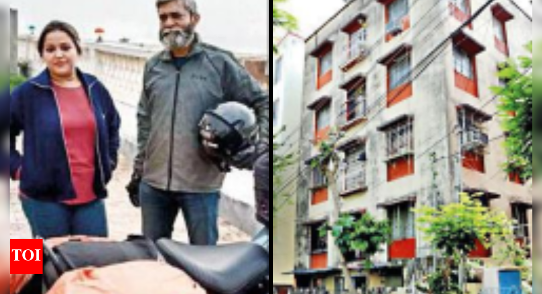 Kol biker couple killed in accident near Lucknow | Kolkata News - Times ...