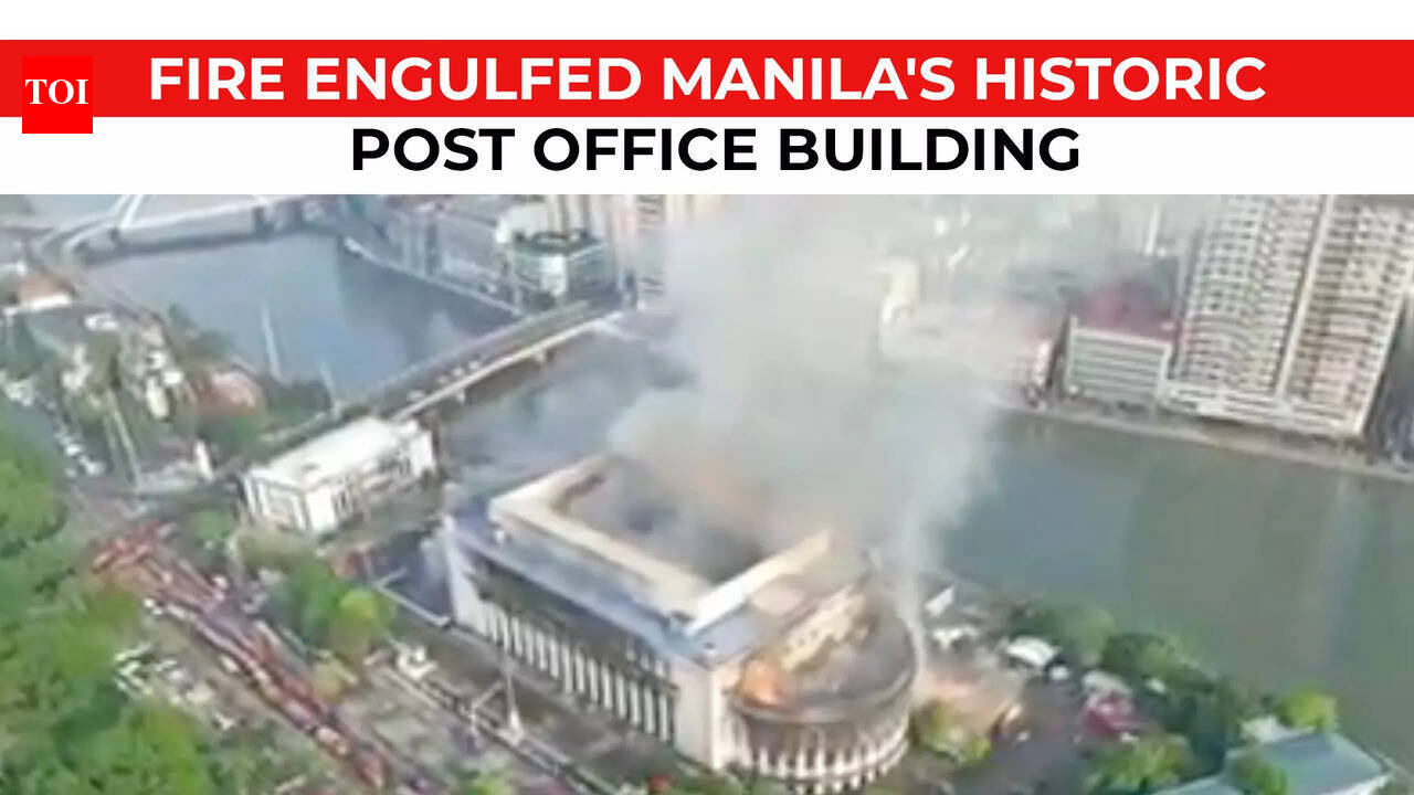 Massive fire engulfs Manila's historic post office building
