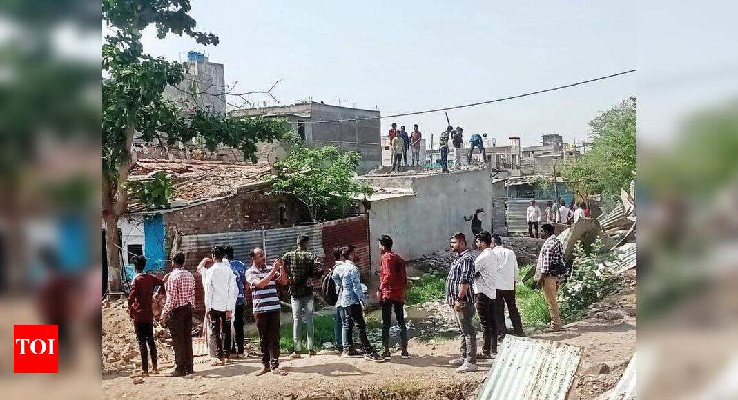 Muslim men flee homes in Akola’s riot-hit areas fearing police excesses ...